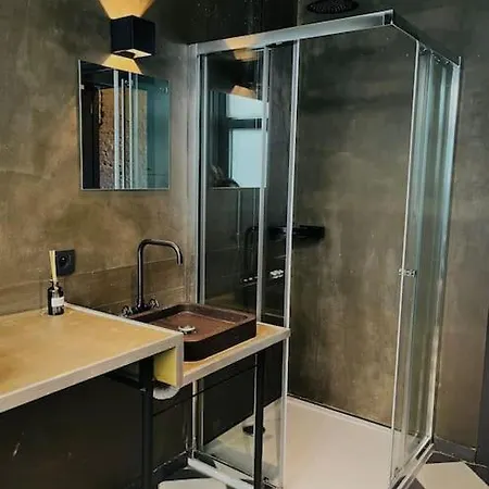 Apartament Designer Loft With Sunny Terrace Antwerpia