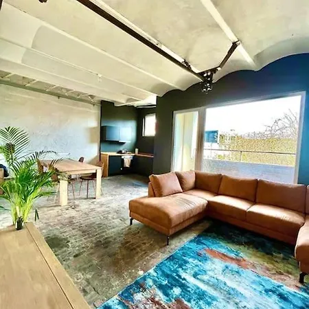 Designer Loft With Sunny Terrace *